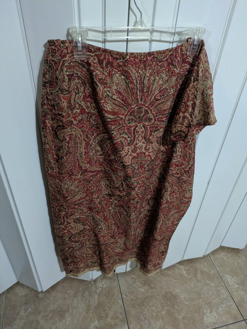 NWOT~ Beautiful Wrap Skirt